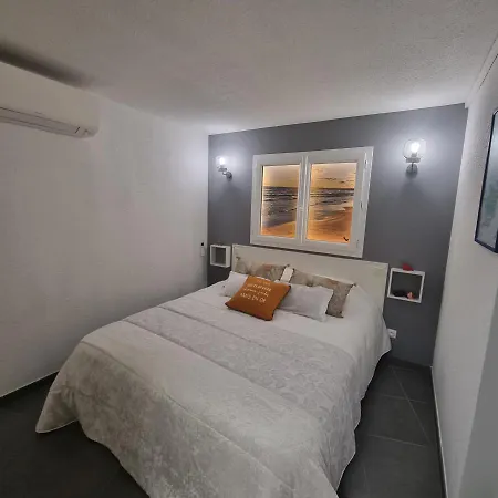 Daire Port Camargue